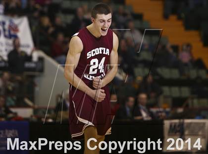Thumbnail 2 in Rochester East vs. Scotia-Glenville (NYSPHSAA Class A Final) photogallery.