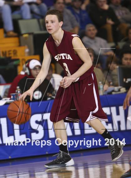 Thumbnail 3 in Rochester East vs. Scotia-Glenville (NYSPHSAA Class A Final) photogallery.