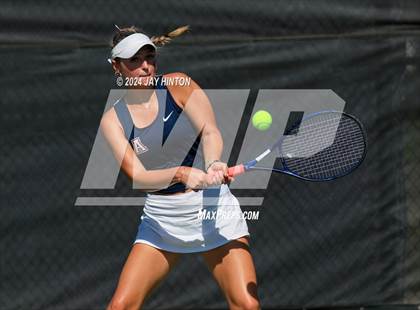Thumbnail 2 in Allen vs Seven Lakes (UIL 6A Tennis Semifinal) photogallery.