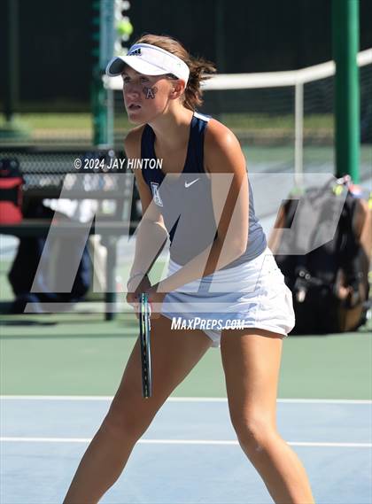 Thumbnail 3 in Allen vs Seven Lakes (UIL 6A Tennis Semifinal) photogallery.