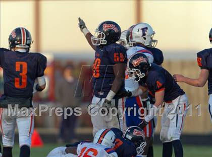 Thumbnail 2 in East St. Louis vs. Oswego (IHSA Playoffs) photogallery.