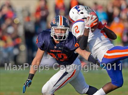 Thumbnail 3 in East St. Louis vs. Oswego (IHSA Playoffs) photogallery.
