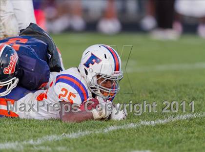 Thumbnail 3 in East St. Louis vs. Oswego (IHSA Playoffs) photogallery.