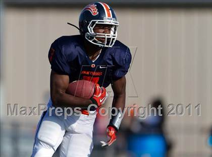 Thumbnail 3 in East St. Louis vs. Oswego (IHSA Playoffs) photogallery.
