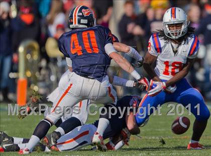 Thumbnail 1 in East St. Louis vs. Oswego (IHSA Playoffs) photogallery.