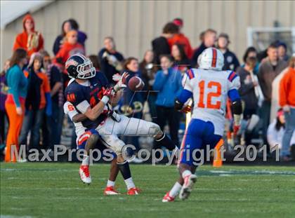 Thumbnail 2 in East St. Louis vs. Oswego (IHSA Playoffs) photogallery.