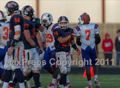 Thumbnail 2 in East St. Louis vs. Oswego (IHSA Playoffs) photogallery.