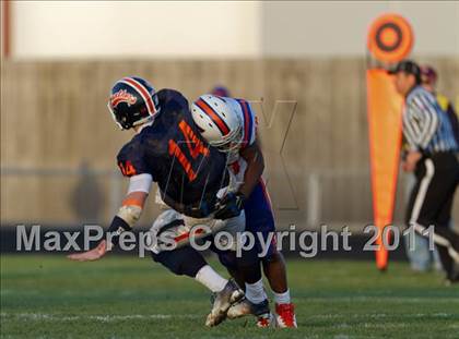 Thumbnail 2 in East St. Louis vs. Oswego (IHSA Playoffs) photogallery.
