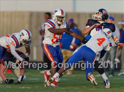 Thumbnail 1 in East St. Louis vs. Oswego (IHSA Playoffs) photogallery.