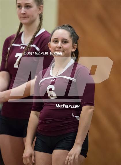 Thumbnail 3 in Willows vs. West Valley (NSCIF D4 Final) photogallery.