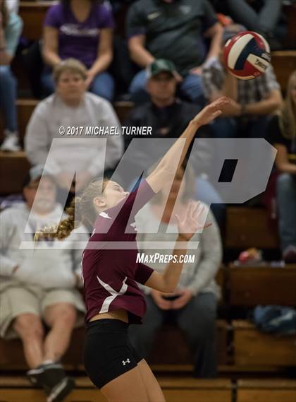 Thumbnail 3 in Willows vs. West Valley (NSCIF D4 Final) photogallery.