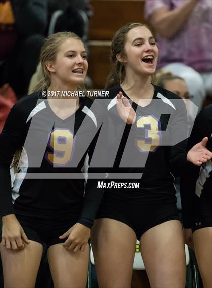 Thumbnail 3 in Willows vs. West Valley (NSCIF D4 Final) photogallery.