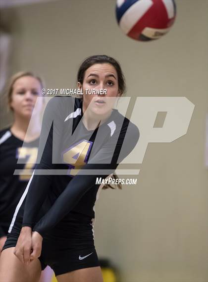 Thumbnail 1 in Willows vs. West Valley (NSCIF D4 Final) photogallery.