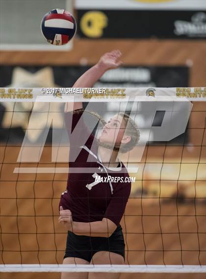 Thumbnail 3 in Willows vs. West Valley (NSCIF D4 Final) photogallery.