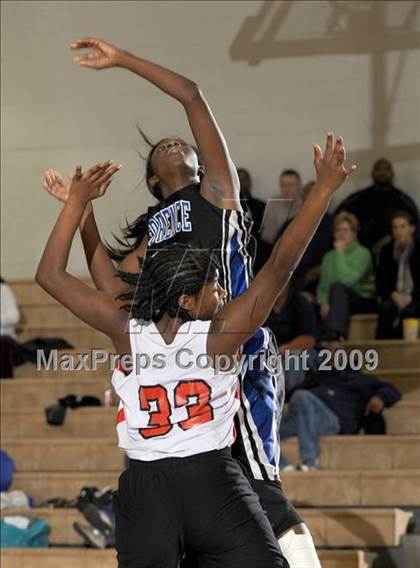 Thumbnail 3 in Florence @ Decatur photogallery.