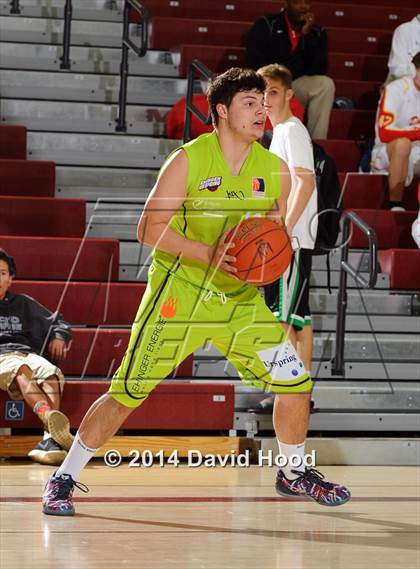 Thumbnail 1 in Serra vs. Urspring (Ulm, Germany) (MaxPreps Holiday Classic) photogallery.