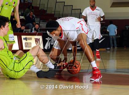 Thumbnail 1 in Serra vs. Urspring (Ulm, Germany) (MaxPreps Holiday Classic) photogallery.