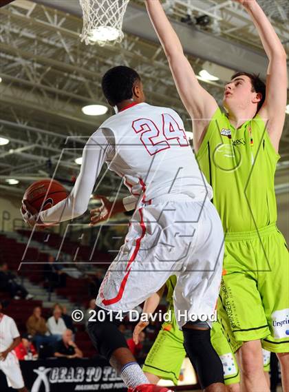 Thumbnail 1 in Serra vs. Urspring (Ulm, Germany) (MaxPreps Holiday Classic) photogallery.