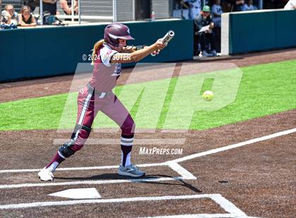 Thumbnail 2 in Franklin vs East Bernard (UIL 3A Region III Semifinal) Game 2 photogallery.