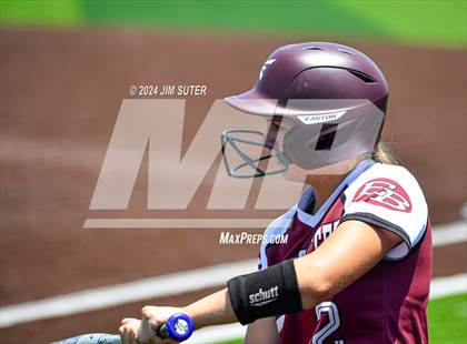 Thumbnail 1 in Franklin vs East Bernard (UIL 3A Region III Semifinal) Game 2 photogallery.