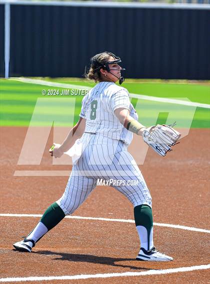 Thumbnail 2 in Franklin vs East Bernard (UIL 3A Region III Semifinal) Game 2 photogallery.