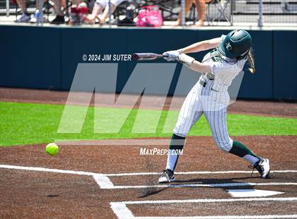 Thumbnail 3 in Franklin vs East Bernard (UIL 3A Region III Semifinal) Game 2 photogallery.