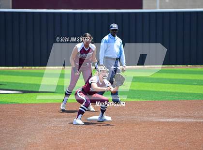 Thumbnail 2 in Franklin vs East Bernard (UIL 3A Region III Semifinal) Game 2 photogallery.