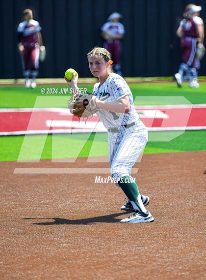 Thumbnail 3 in Franklin vs East Bernard (UIL 3A Region III Semifinal) Game 2 photogallery.