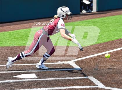 Thumbnail 2 in Franklin vs East Bernard (UIL 3A Region III Semifinal) Game 2 photogallery.