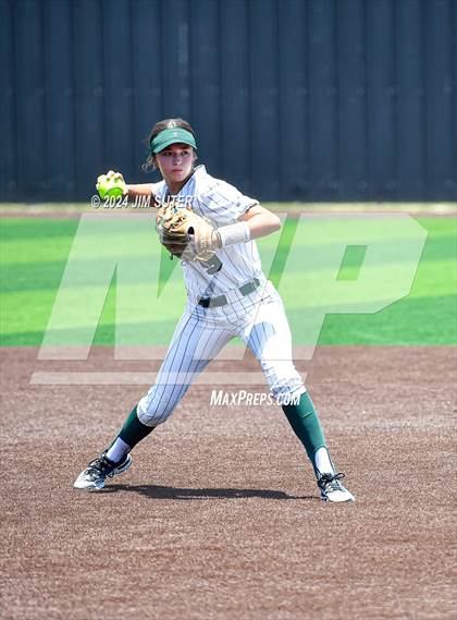 Thumbnail 2 in Franklin vs East Bernard (UIL 3A Region III Semifinal) Game 2 photogallery.