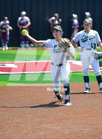 Thumbnail 2 in Franklin vs East Bernard (UIL 3A Region III Semifinal) Game 2 photogallery.