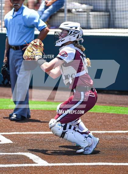 Thumbnail 3 in Franklin vs East Bernard (UIL 3A Region III Semifinal) Game 2 photogallery.