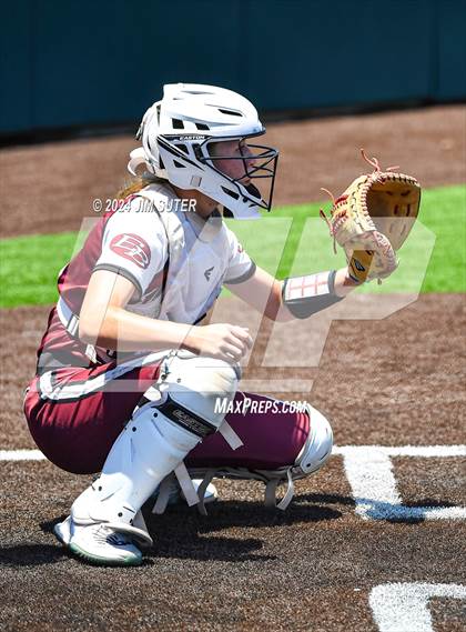 Thumbnail 1 in Franklin vs East Bernard (UIL 3A Region III Semifinal) Game 2 photogallery.