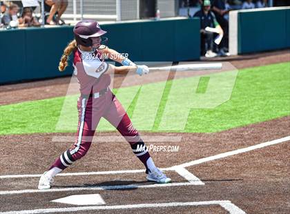 Thumbnail 1 in Franklin vs East Bernard (UIL 3A Region III Semifinal) Game 2 photogallery.
