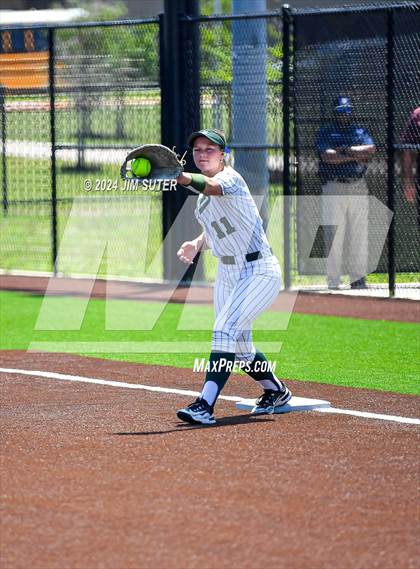 Thumbnail 1 in Franklin vs East Bernard (UIL 3A Region III Semifinal) Game 2 photogallery.