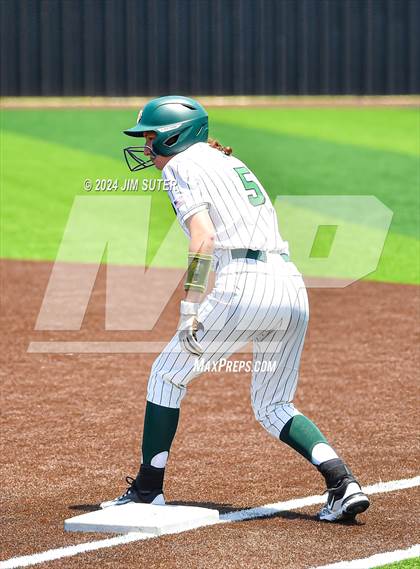 Thumbnail 2 in Franklin vs East Bernard (UIL 3A Region III Semifinal) Game 2 photogallery.