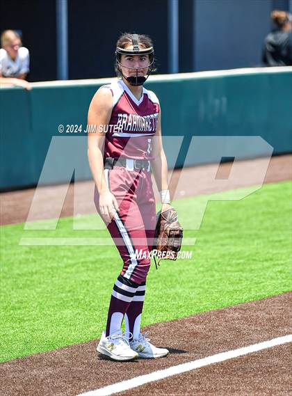 Thumbnail 3 in Franklin vs East Bernard (UIL 3A Region III Semifinal) Game 2 photogallery.