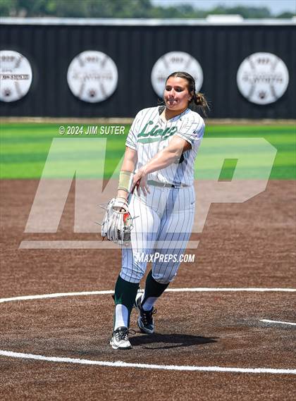Thumbnail 3 in Franklin vs East Bernard (UIL 3A Region III Semifinal) Game 2 photogallery.