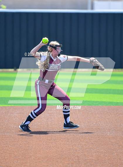 Thumbnail 2 in Franklin vs East Bernard (UIL 3A Region III Semifinal) Game 2 photogallery.