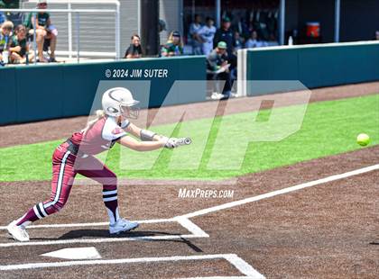 Thumbnail 2 in Franklin vs East Bernard (UIL 3A Region III Semifinal) Game 2 photogallery.