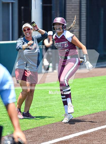 Thumbnail 3 in Franklin vs East Bernard (UIL 3A Region III Semifinal) Game 2 photogallery.