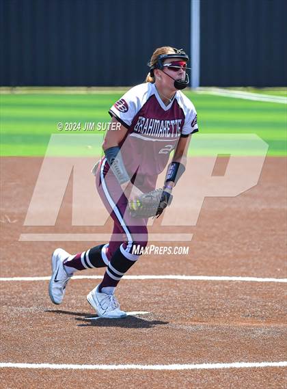 Thumbnail 1 in Franklin vs East Bernard (UIL 3A Region III Semifinal) Game 2 photogallery.