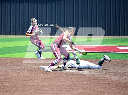 Thumbnail 1 in Franklin vs East Bernard (UIL 3A Region III Semifinal) Game 2 photogallery.