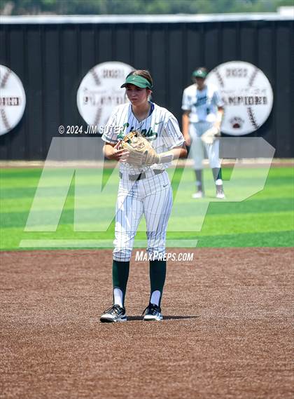 Thumbnail 2 in Franklin vs East Bernard (UIL 3A Region III Semifinal) Game 2 photogallery.
