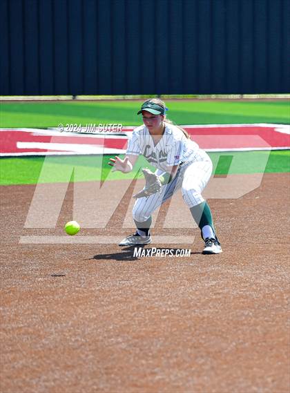 Thumbnail 1 in Franklin vs East Bernard (UIL 3A Region III Semifinal) Game 2 photogallery.