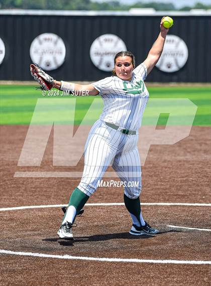 Thumbnail 1 in Franklin vs East Bernard (UIL 3A Region III Semifinal) Game 2 photogallery.