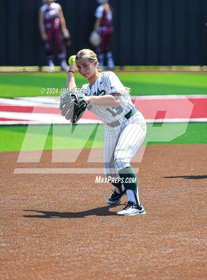 Thumbnail 1 in Franklin vs East Bernard (UIL 3A Region III Semifinal) Game 2 photogallery.
