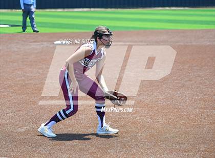 Thumbnail 3 in Franklin vs East Bernard (UIL 3A Region III Semifinal) Game 2 photogallery.