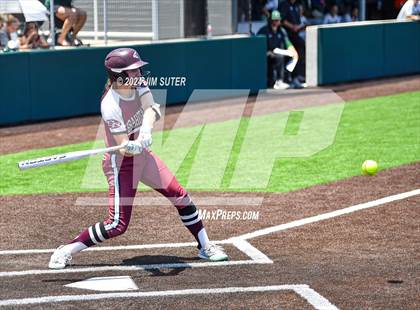 Thumbnail 2 in Franklin vs East Bernard (UIL 3A Region III Semifinal) Game 2 photogallery.