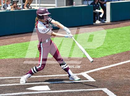Thumbnail 3 in Franklin vs East Bernard (UIL 3A Region III Semifinal) Game 2 photogallery.